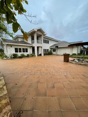 4bdrm House in Charclem Ventures, Accra Metropolitan for rent