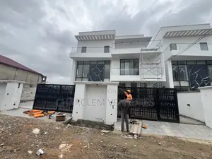 4bdrm House in Charclem Ventures, Accra Metropolitan for sale