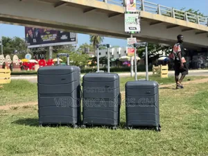 High Quality Strong Pp Three in One Set Trolley Luggage