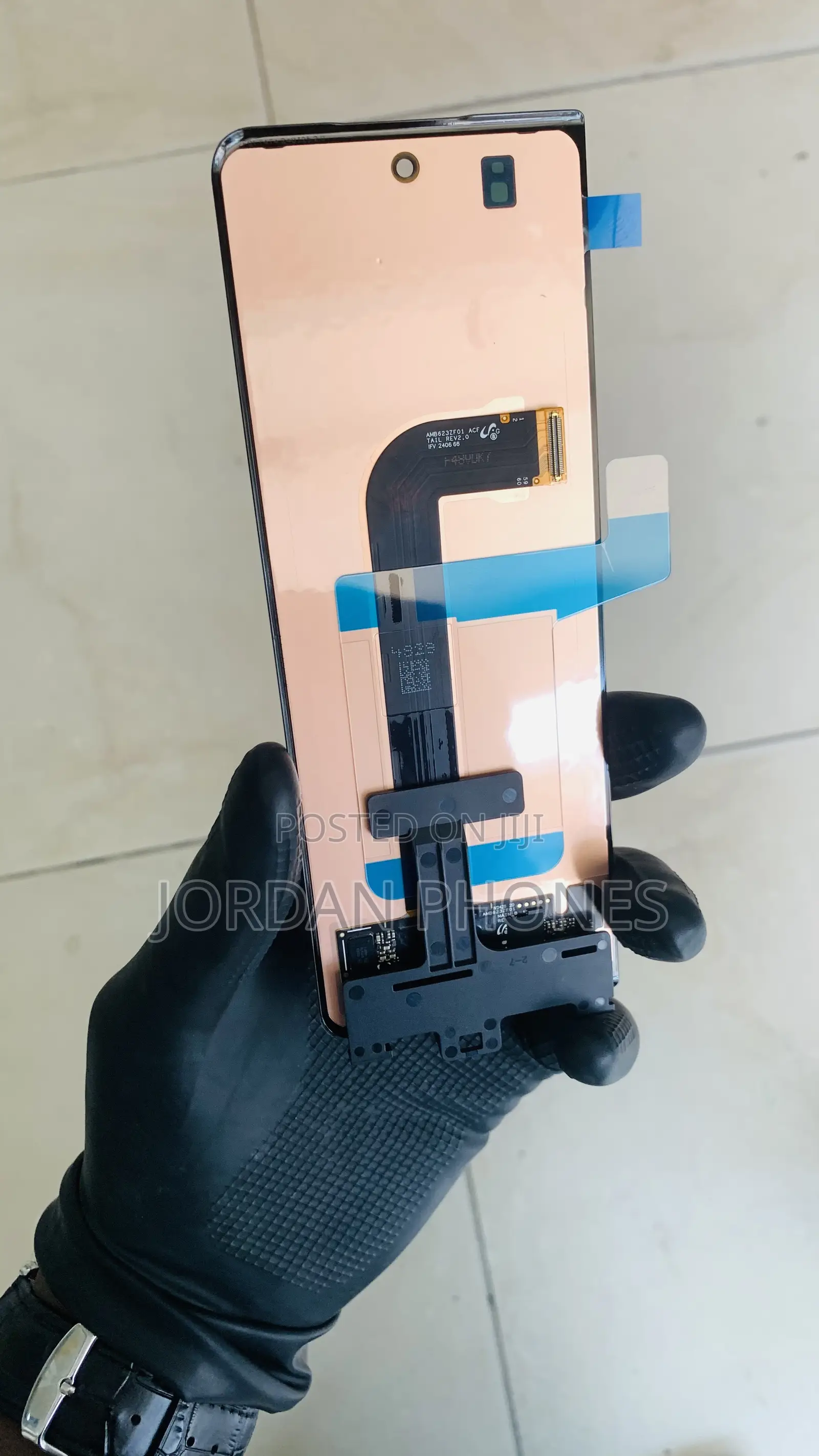 Samsung Galaxy Fold 3 Front Screen