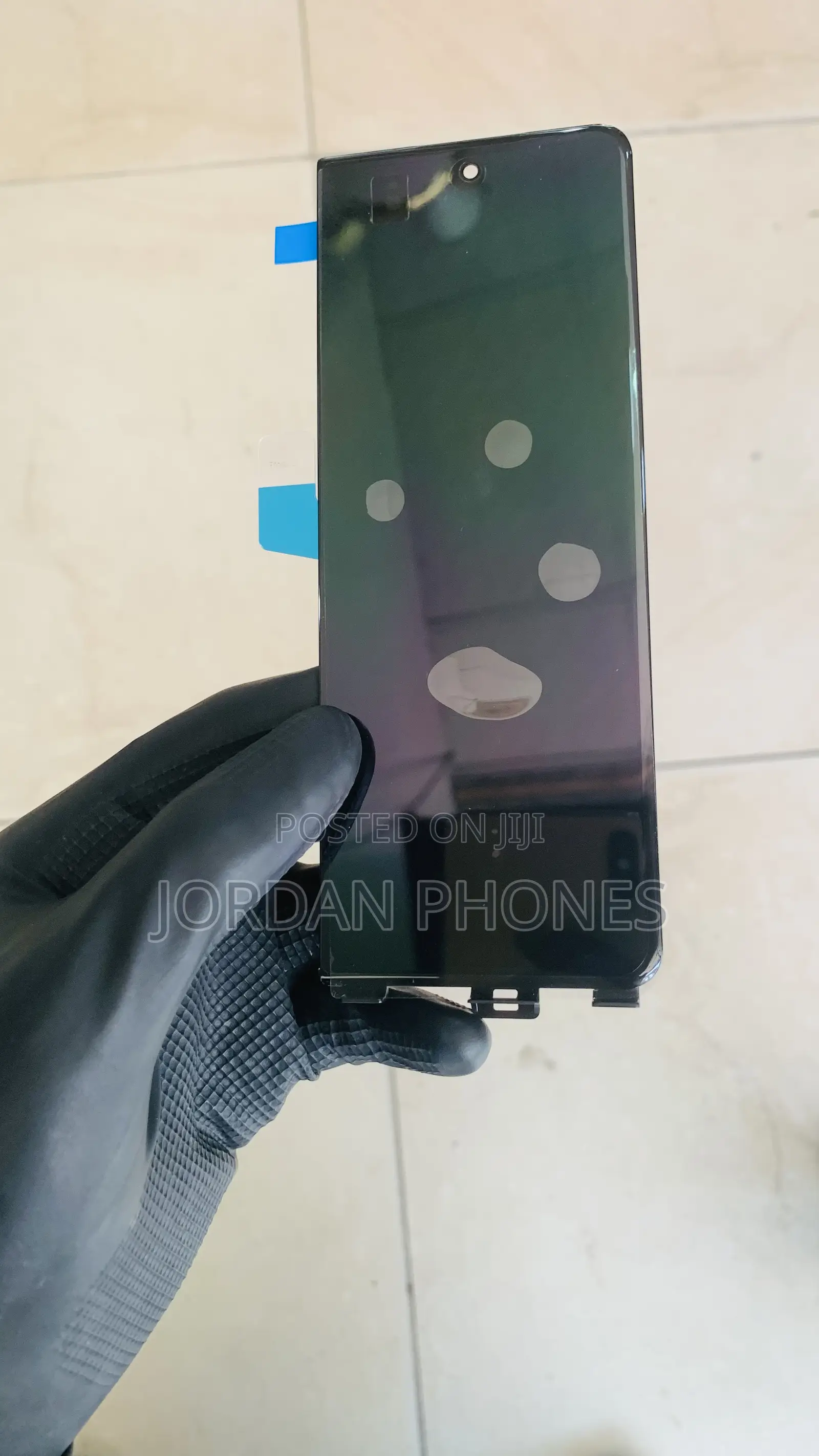 Samsung Galaxy Fold 3 Front Screen