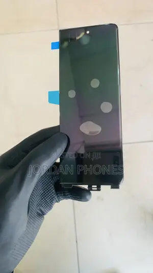 Samsung Galaxy Fold 3 Front Screen