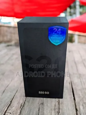 New Samsung Galaxy S20 128 GB Black