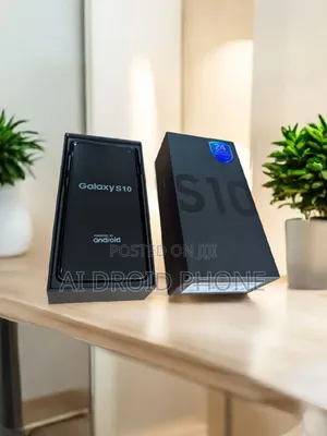 New Samsung Galaxy S10 128 GB Blue