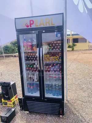 Pearl Showcase Fridge 568 Litres