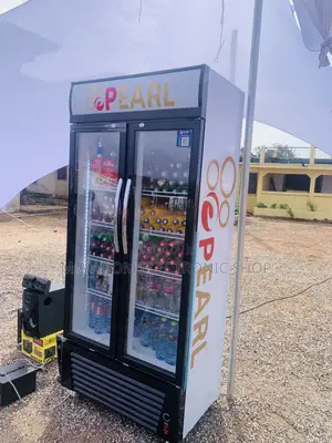 Glass Door Pearl Display Fridge 568 Litres