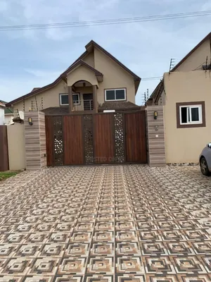 5bdrm House in Adjiriganor for sale