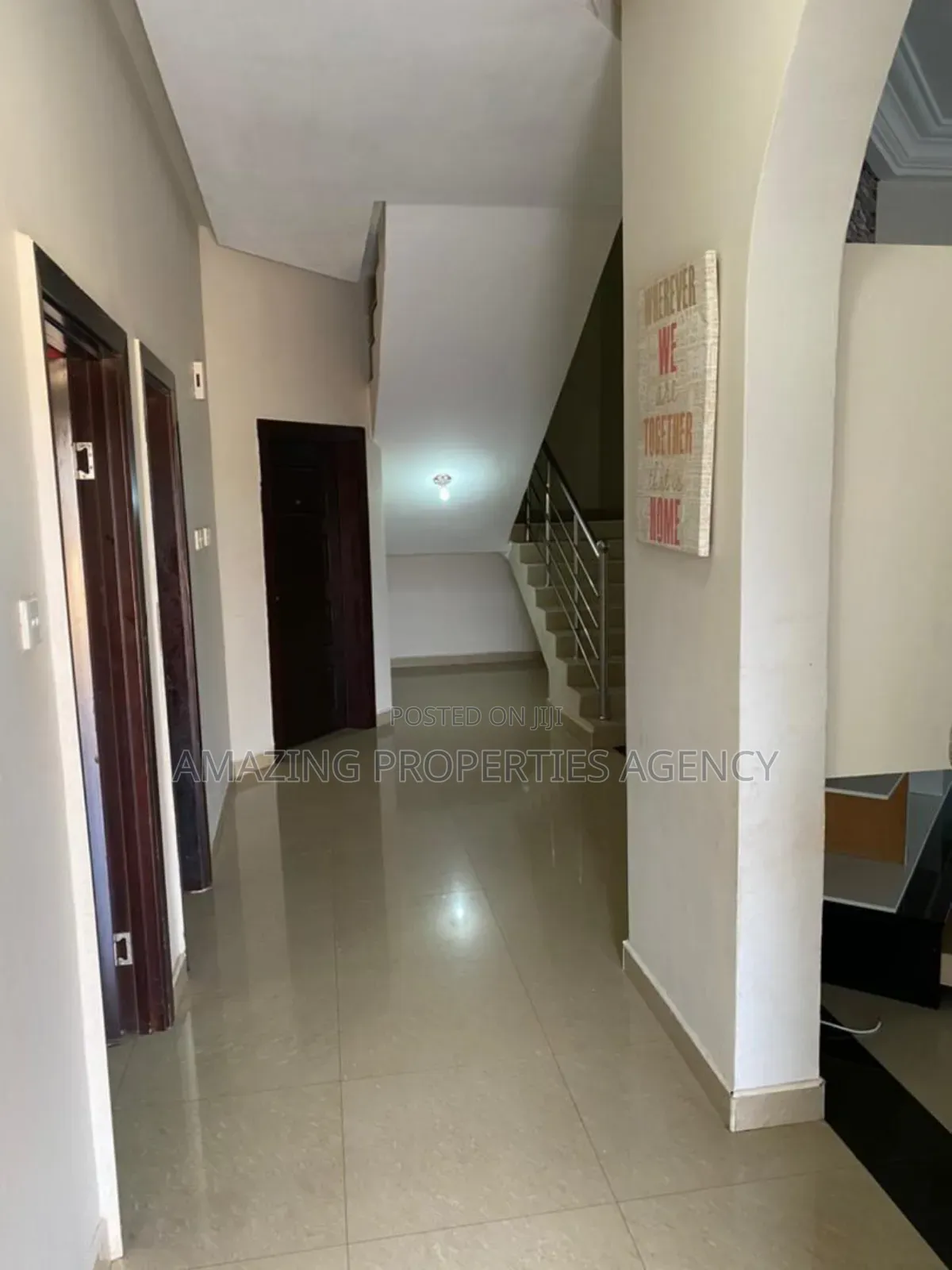5bdrm House in Adjiriganor for sale
