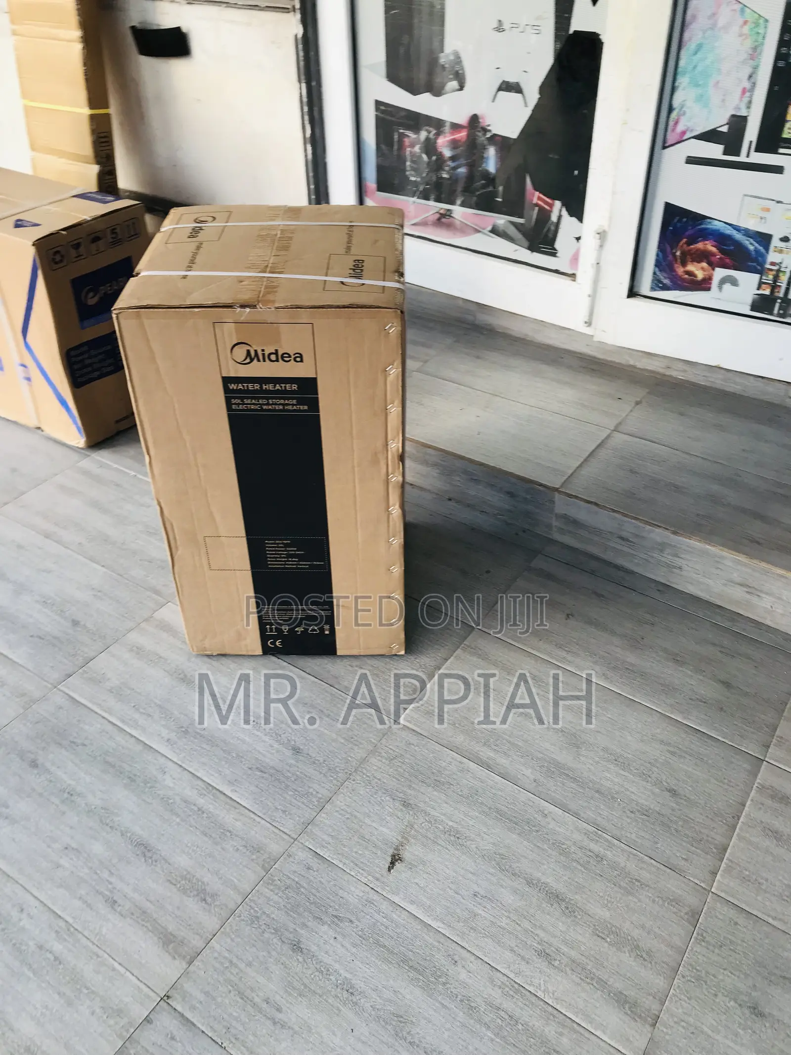 Lovely Midea 50 Liters Electric Water Heater.