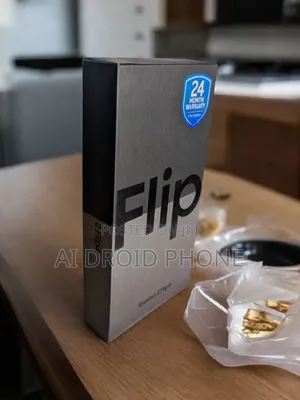 New Samsung Galaxy Z Flip4 256 GB Gold