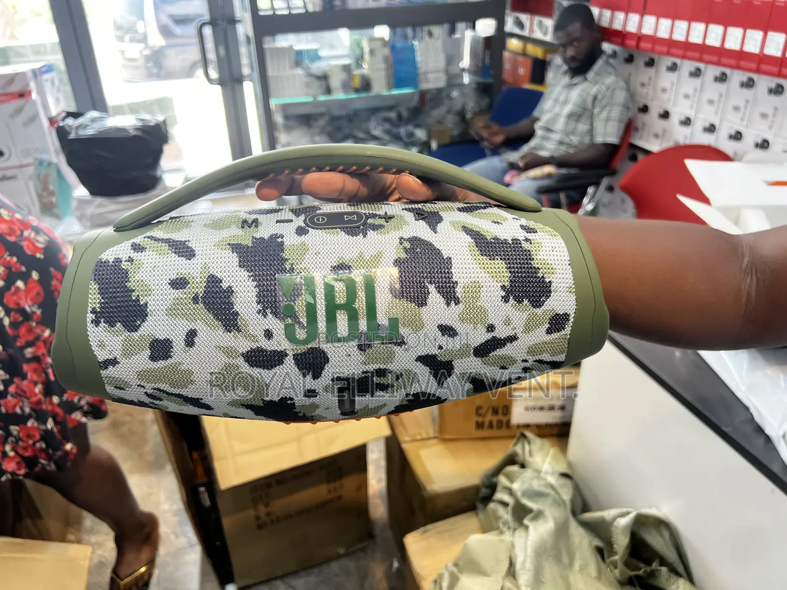 Rechargeable Bluetooth Speaker (Jbl Boombox)