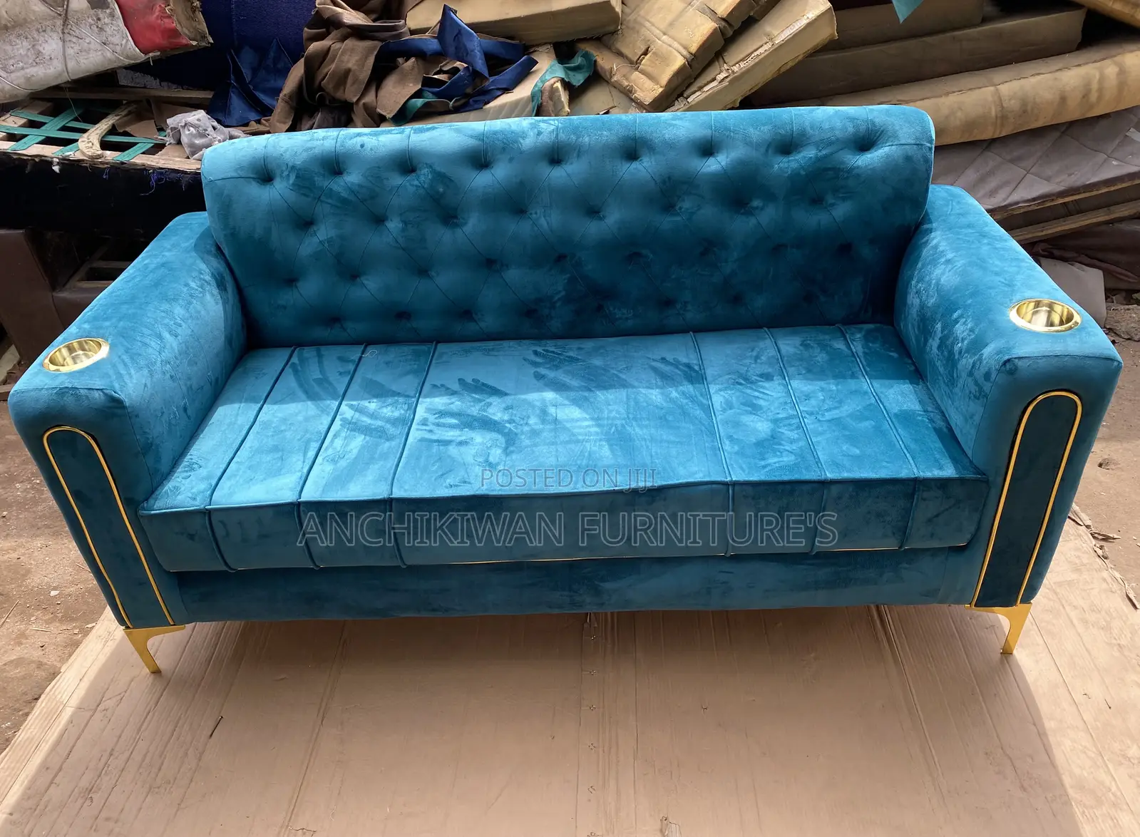 Tufted 3 in 1 Sofa (Cash on Delivery)