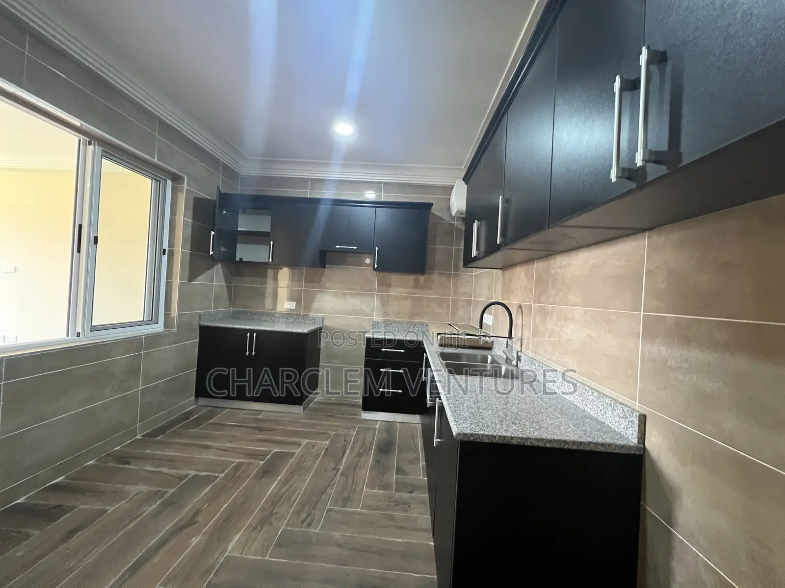 1bdrm House in Charclem Ventures, Adjiriganor for rent