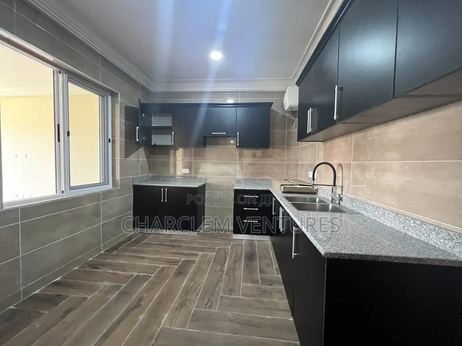 1bdrm House in Charclem Ventures, Adjiriganor for rent