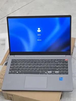 New Laptop LG Gram 15.6 8GB Intel Core I5 SSD 256GB