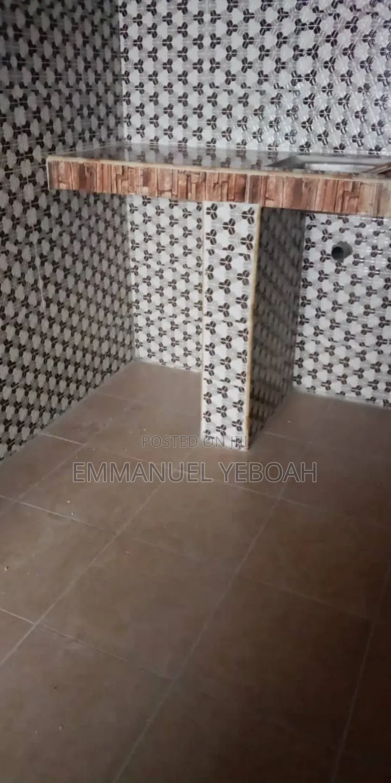 Professional Tiler