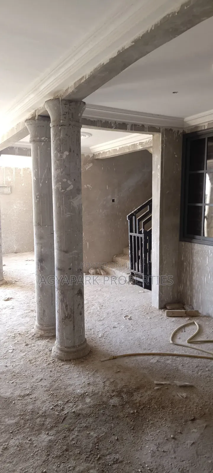 Apartment In Amasaman Three, Ga West Municipal For Sale