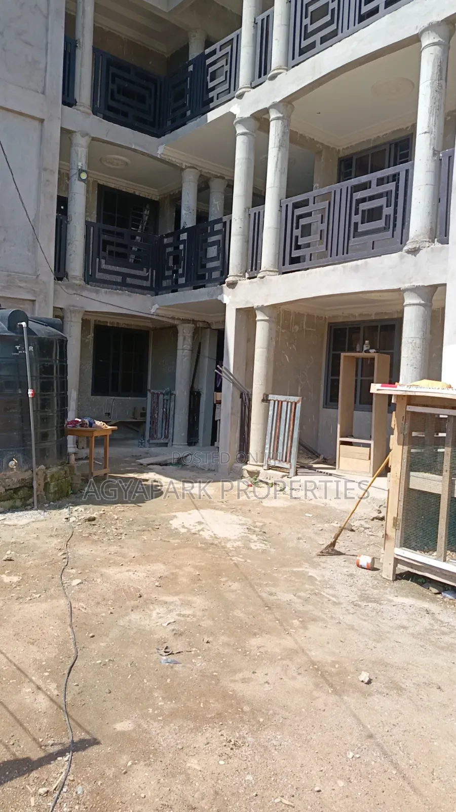 Apartment In Amasaman Three, Ga West Municipal For Sale