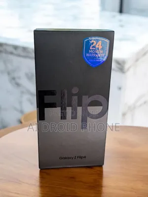 New Samsung Galaxy Z Flip4 256 GB Blue