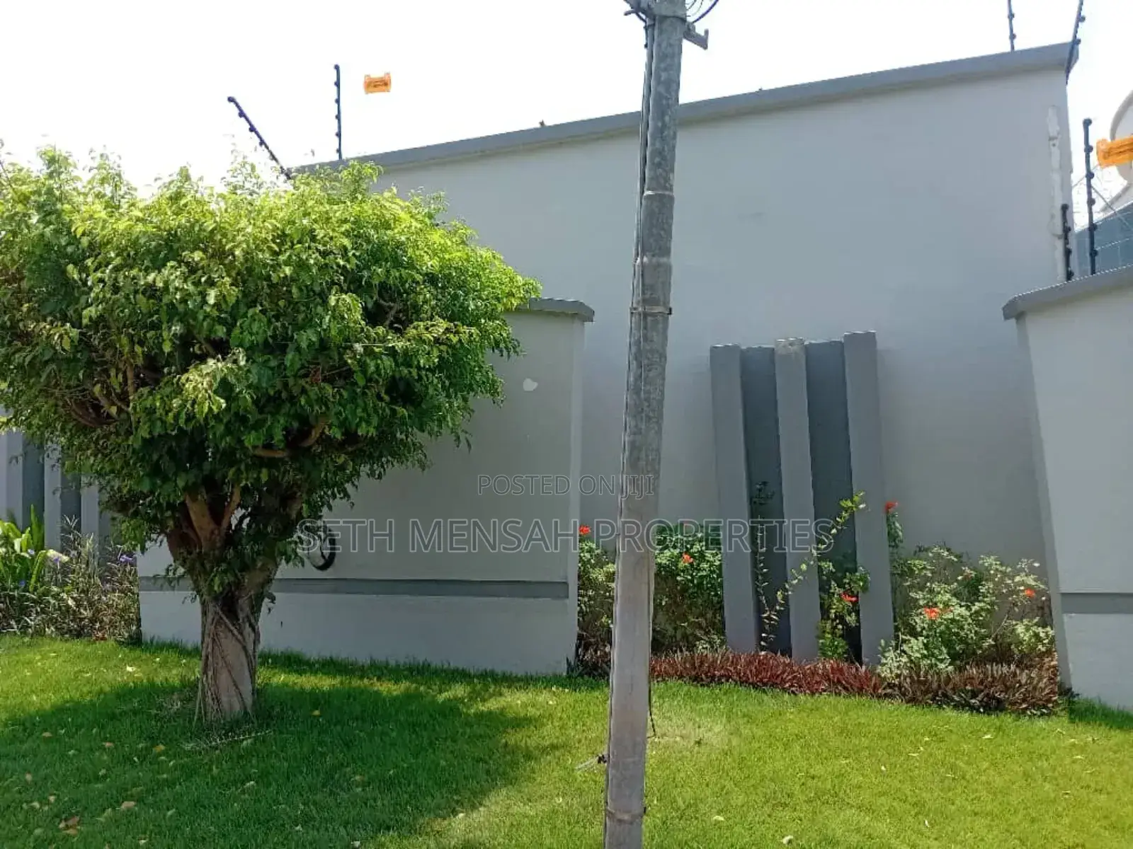 3bdrm Townhouse / Terrace in Airport Residential Area for rent