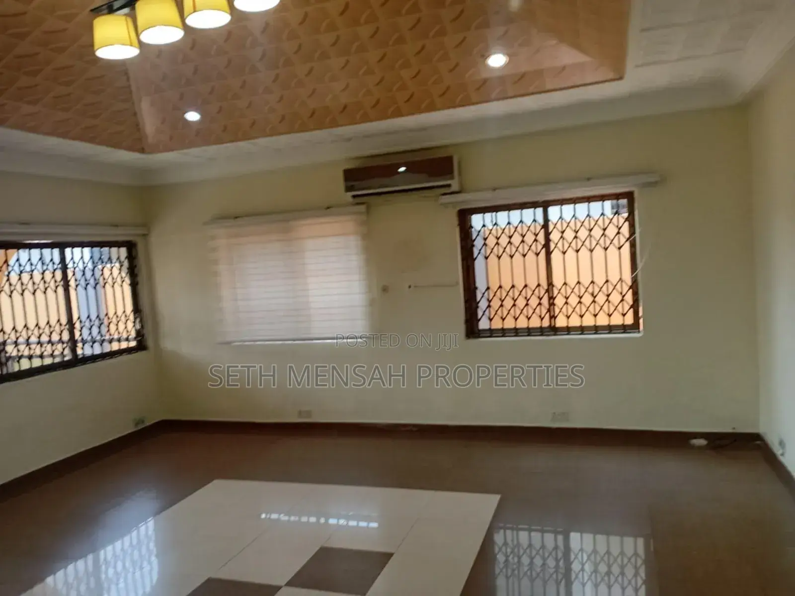 4bdrm House in Airport Residential Area for rent
