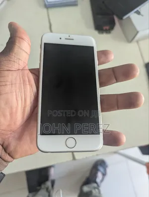 Apple iPhone 6s 32 GB Silver