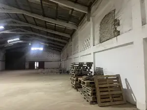 800 SQM Warehouse Located at Labonne for Rent