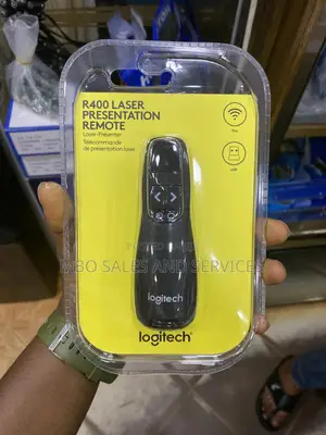 Logitech R400 Laser Presentation Remote (Laser Pointer)