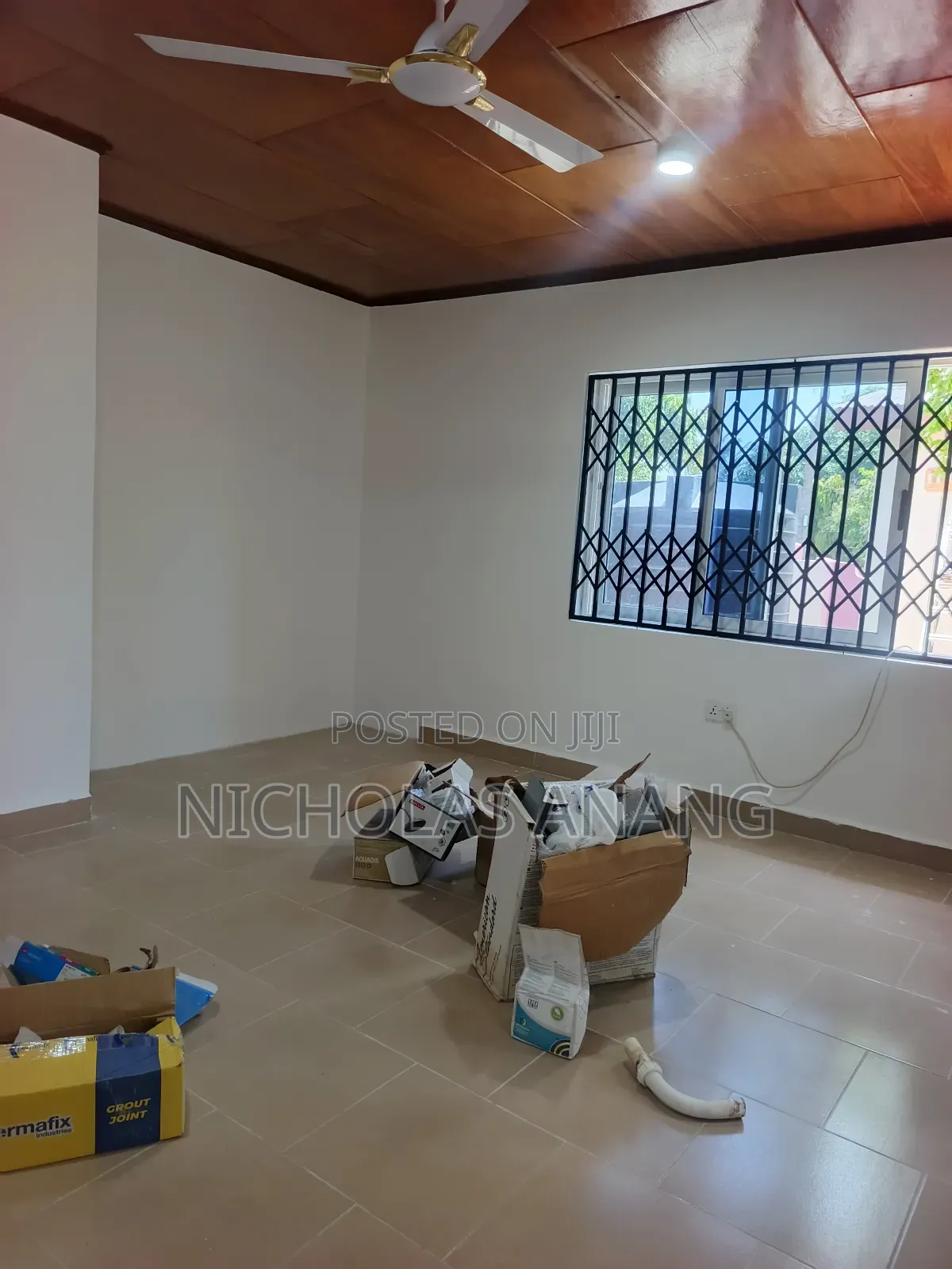 4bdrm Apartment in Dorns Properties, New Town for rent