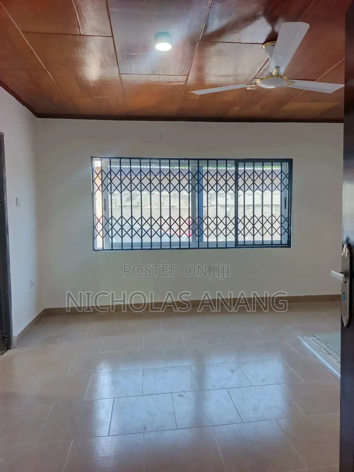 4bdrm Apartment in Dorns Properties, New Town for rent