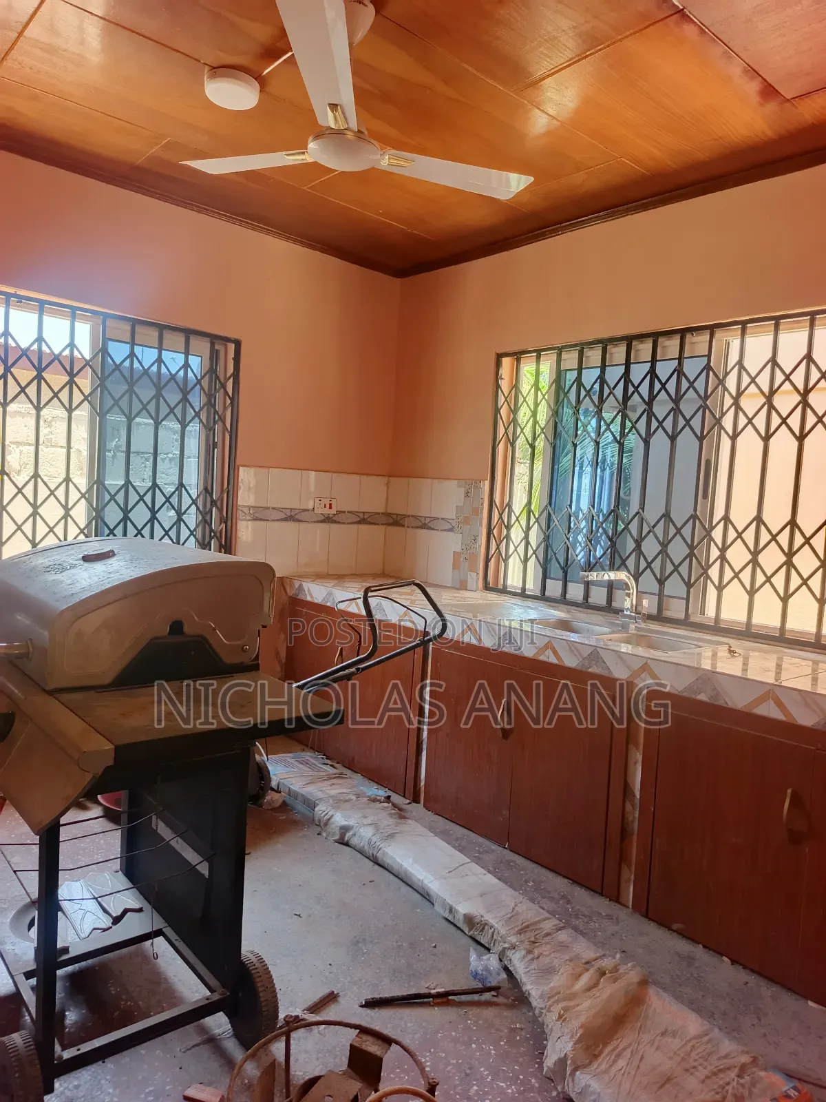 4bdrm Apartment in Dorns Properties, New Town for rent