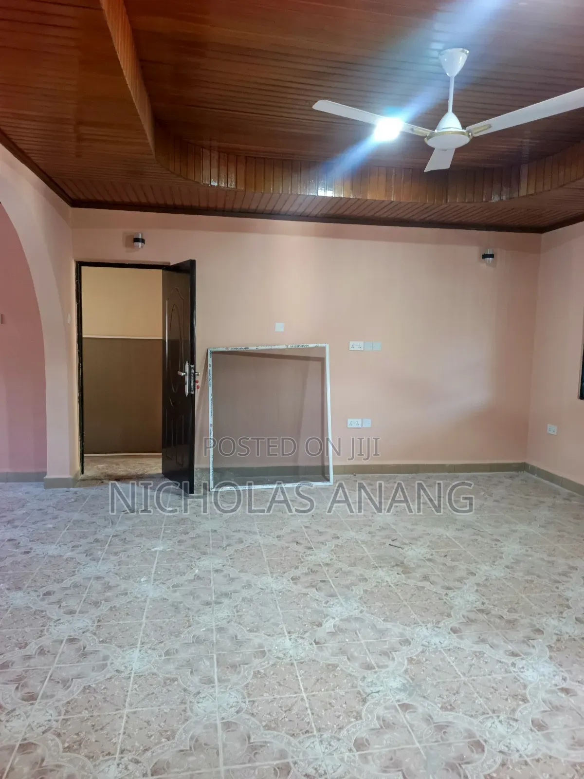 4bdrm Apartment in Dorns Properties, New Town for rent