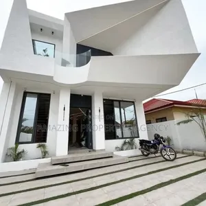 3bdrm House in East Legon for sale