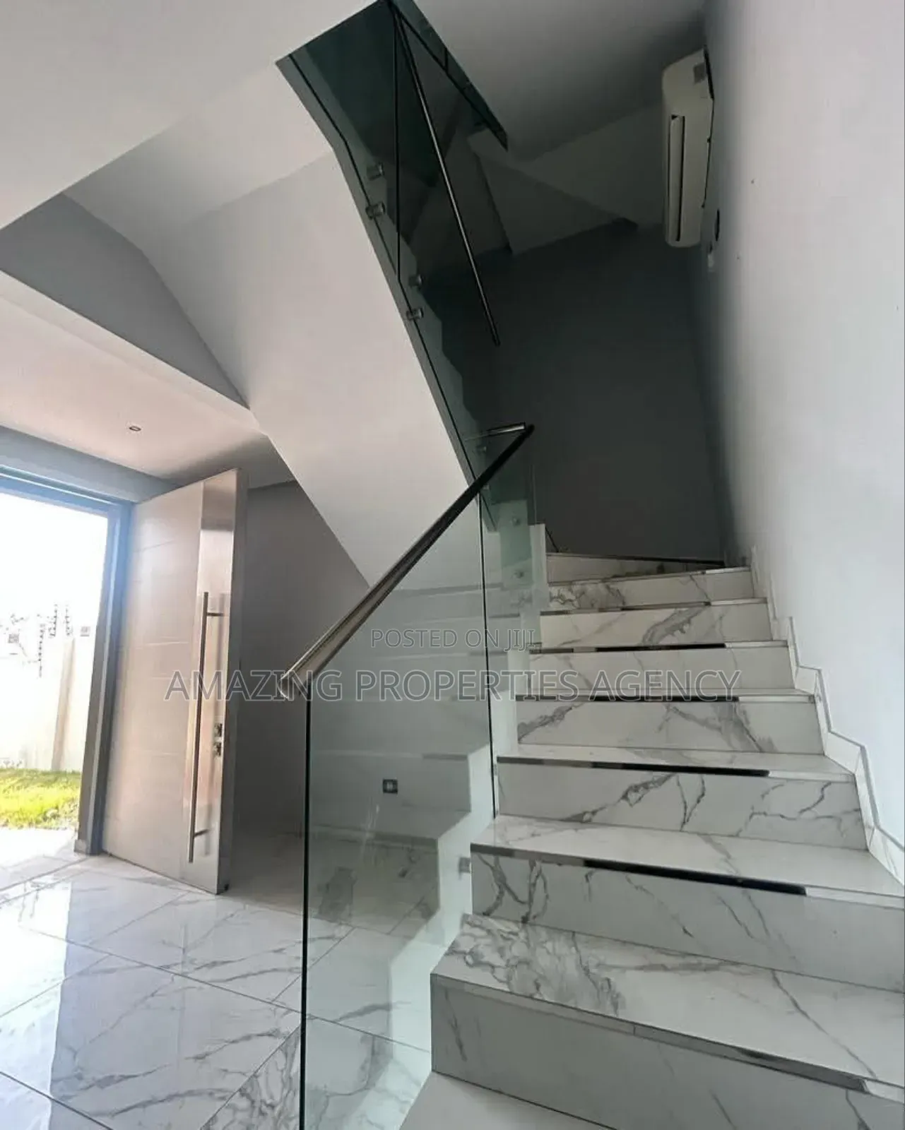 4bdrm House in East Legon for rent