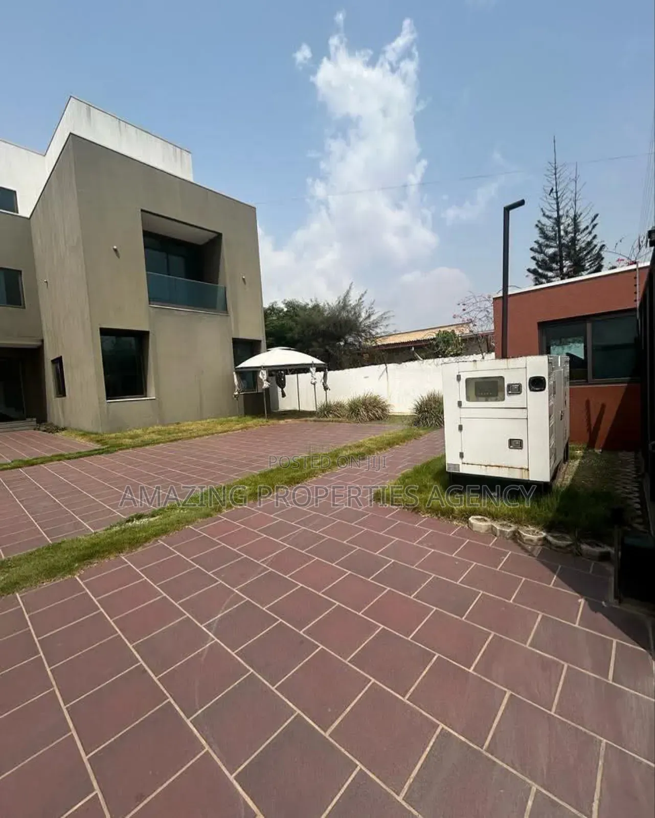 4bdrm House in East Legon for rent