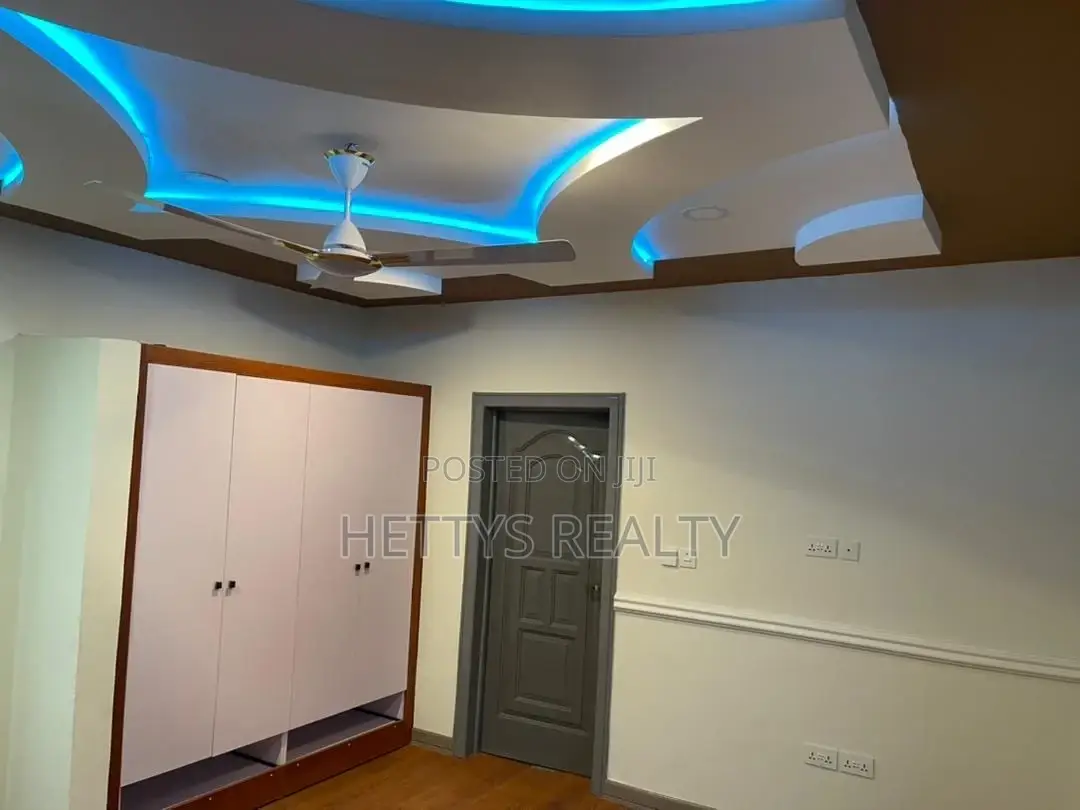 4bdrm House in Adenta for rent