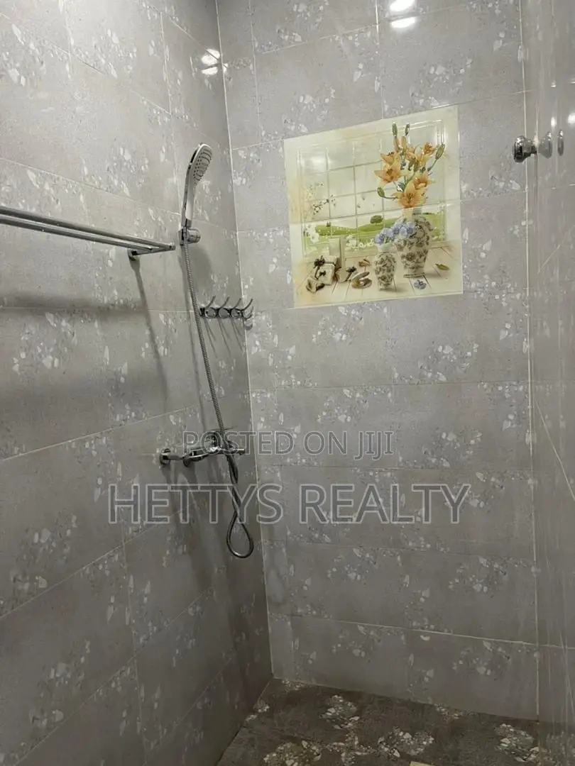 4bdrm House in Adenta for rent