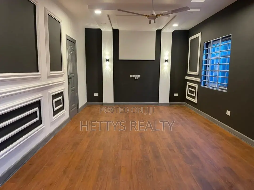 4bdrm House in Adenta for rent