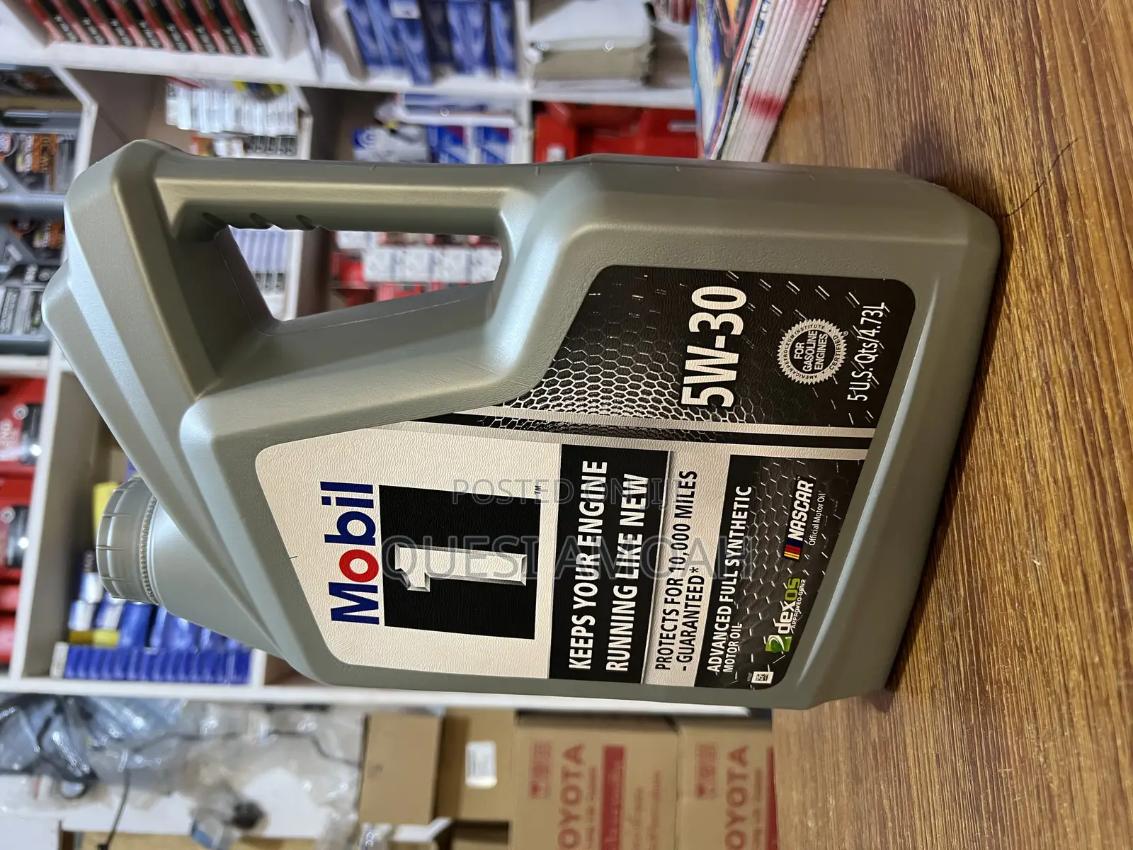 Original Mobil1 Engine Oil 5w-30.