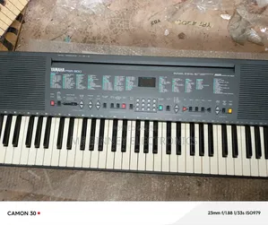 Yamaha Psr300