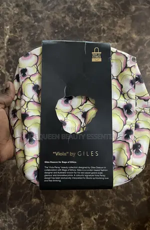 Giles Makeup Bag