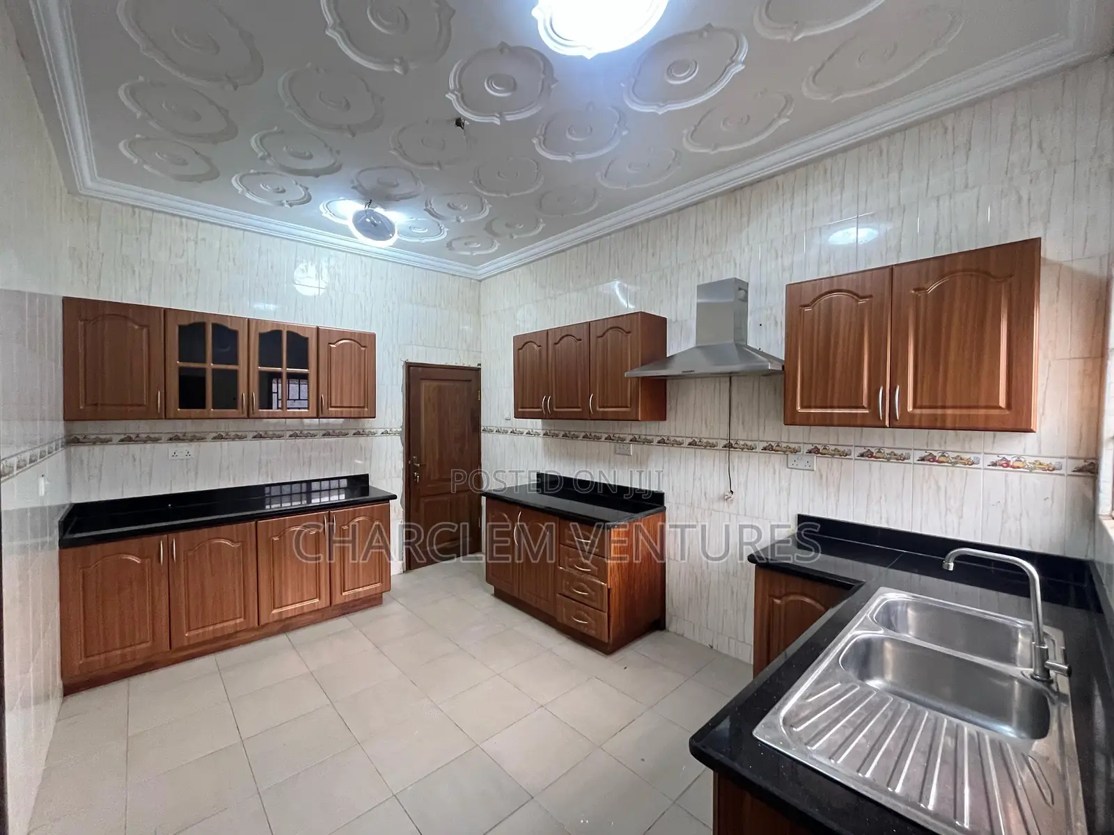 4bdrm House in Charclem Ventures, Adjiriganor for rent