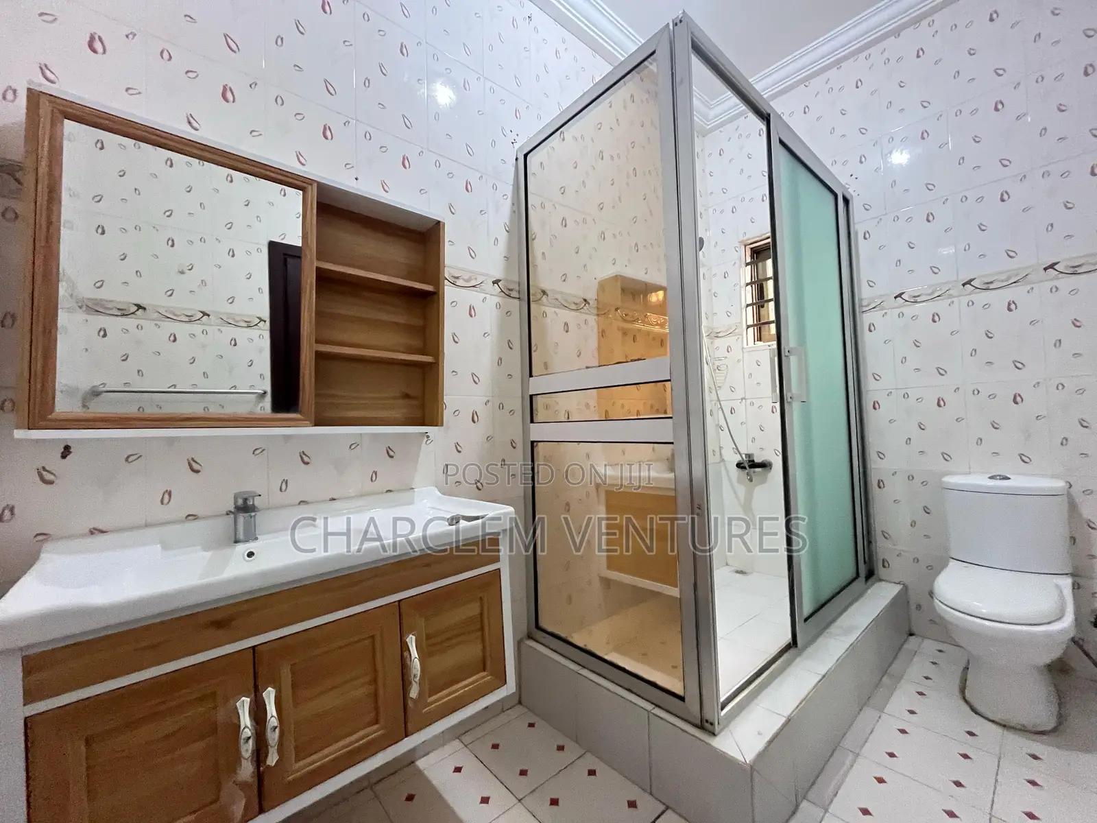 4bdrm House in Charclem Ventures, Adjiriganor for rent