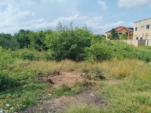 Fullplot Road Side Land 4sale Around Regimanuel Est,Spintex