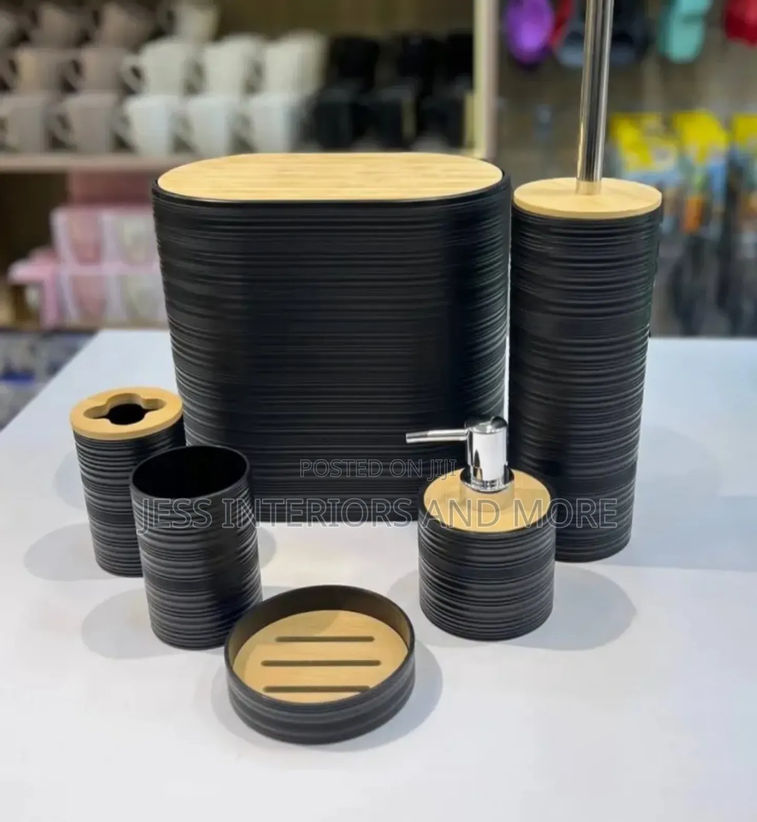 Bathroom Accessories Set