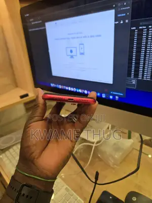 New Apple iPhone XR 64 GB Red