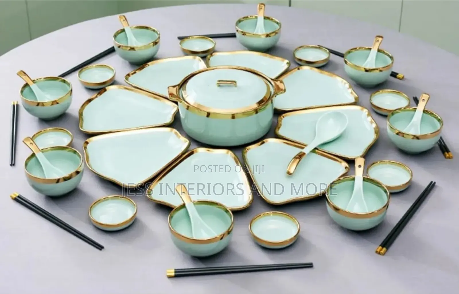 Dinnerware Set for 8 People (Mint Green)