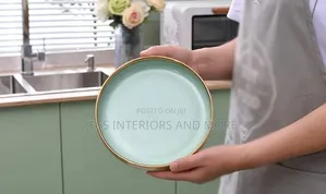 Dinnerware Set for 8 People (Mint Green)