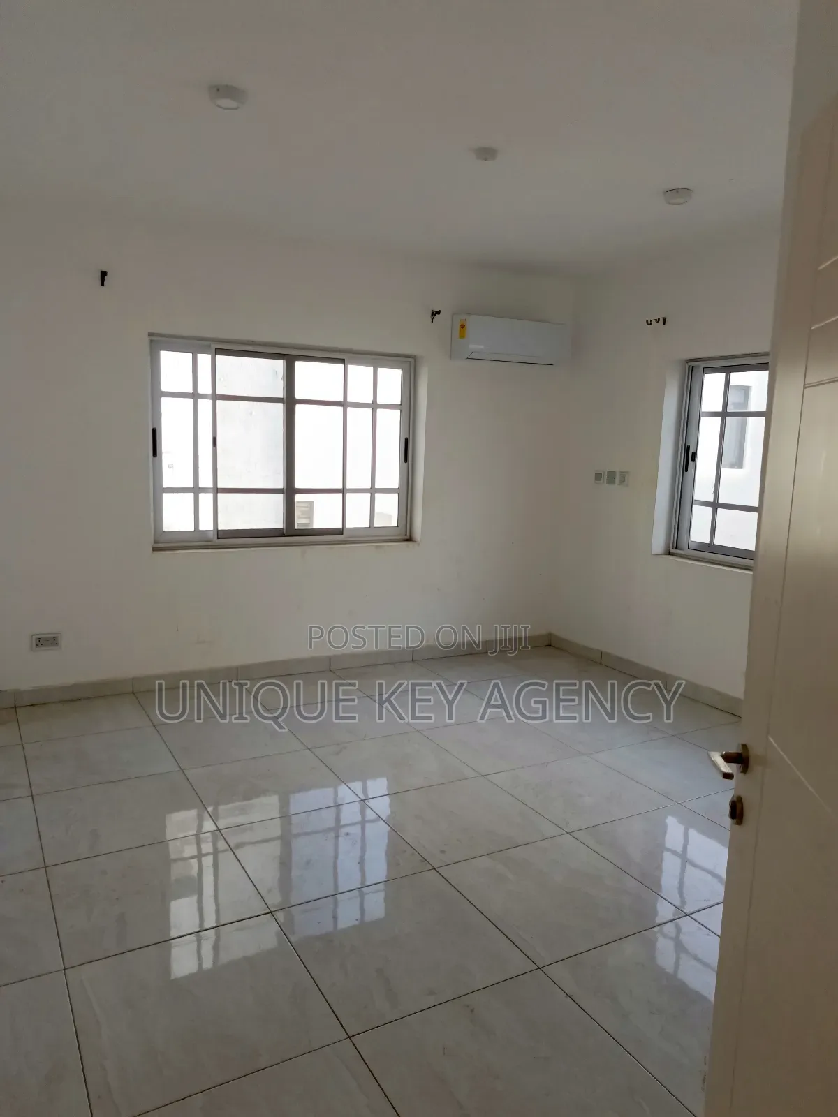 3bdrm Apartment in Unique Key Agency, Tseaddo for rent