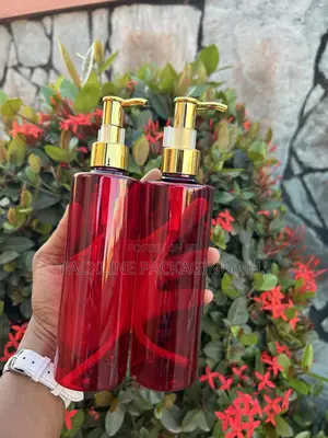 250ml Pet Cosmetic Lotion Bottle With Gold Pump